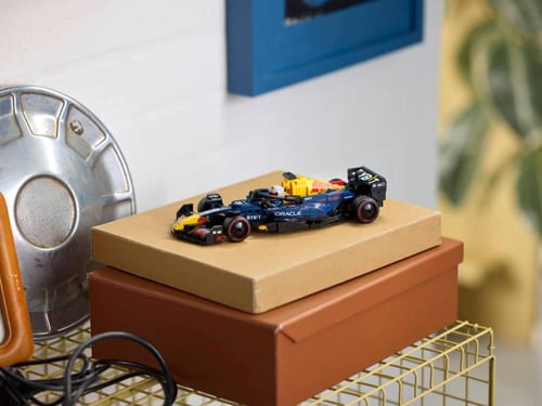 Oracle Red Bull Racing RB20 F1 Race Car LEGO® Spee...