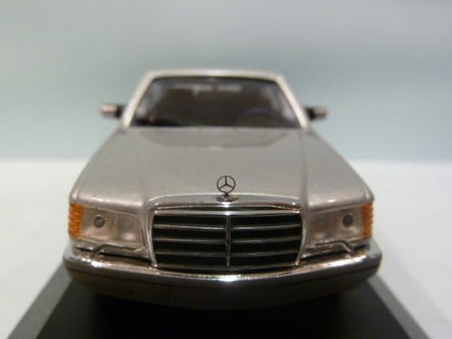 RARE Mercedes-Benz 560 SEL (W126) Silver 1:43 Mini...