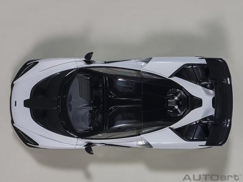 McLaren Senna Vision Pure White 1:18 AUTOart 76075