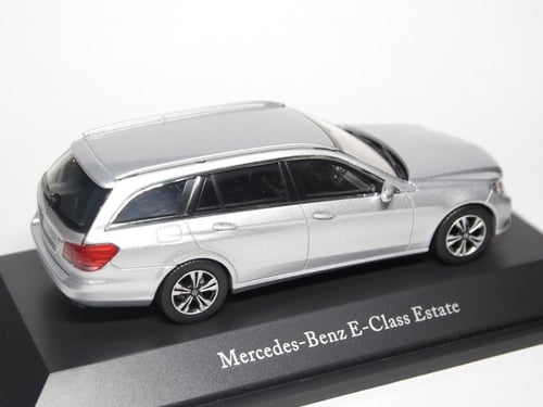 RARE Mercedes-Benz E-Class (W213) T-Modell Silver...