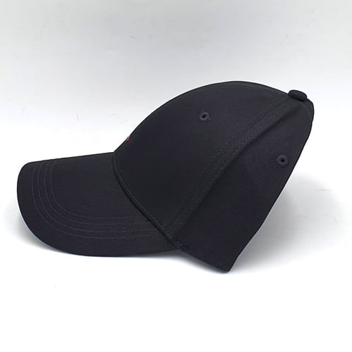 كاب تومي هيلفيغر الاصلي