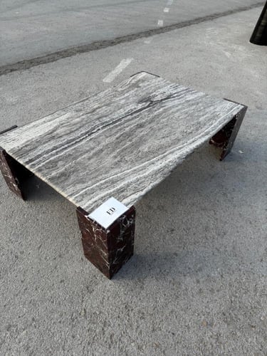 طاولة رخام سلفر