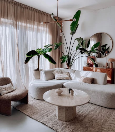 طاولة دائري ترافنتينو