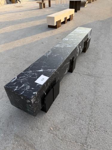 طاولة tv قواعد خشب