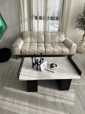 طاولة رخام + خشب اسود