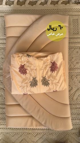 طقم صلاة سحاب + سجاد مع شرشف سحاب