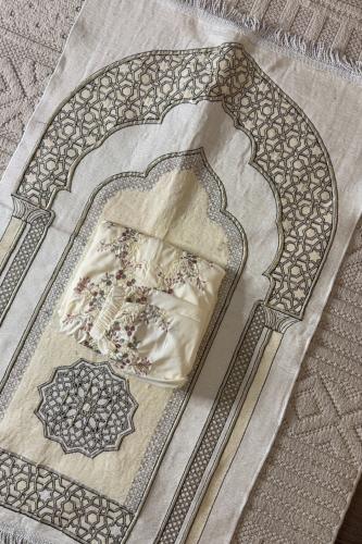 طقم تركي فخم جدا سحاب