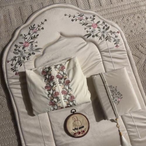 طقم صلاة فخم جدا سحاب