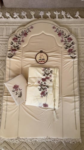 طقم ملكي صلاة فخم جدا مرد