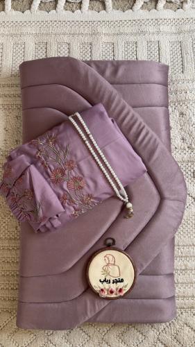 طقم صلاة + سجاد مع شرشف مرد ربطة