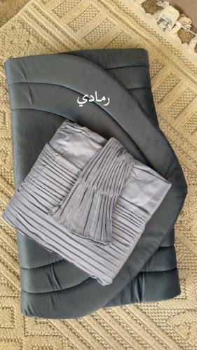 طقم صلاة + سجاد مع شرشف ربطه