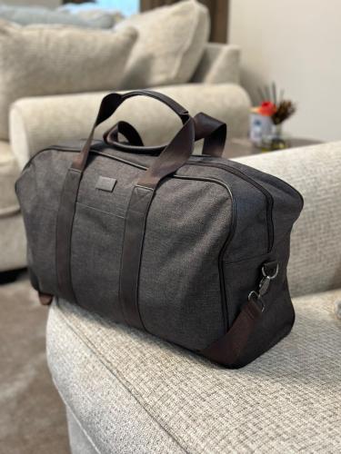 شنطة اصلية بوس boss