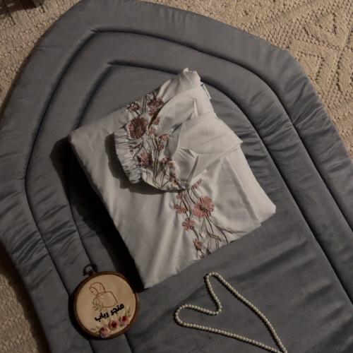 طقم صلاة ربطة + سجاد مع شرشف مرد