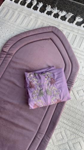 طقم صلاة سحاب + سجاد مع شرشف سحاب