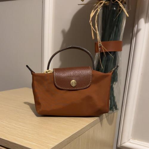 شنطة اصلية فخمة مخفضة