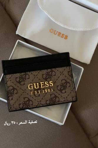 محفظة كروت guess