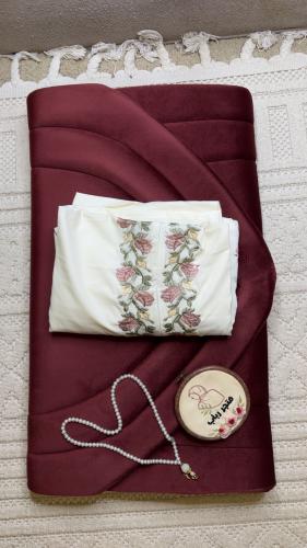 طقم صلاة سحاب + سجاد مع شرشف سحاب