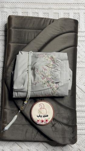 طقم صلاة + سجاد مع شرشف ربطة