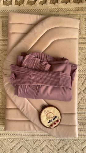 طقم صلاة + سجاد مع شرشف مرد ربطة