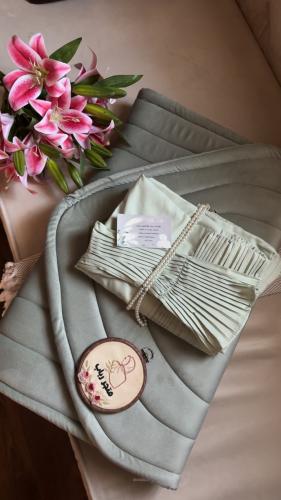 طقم صلاة + سجاد مع شرشف مرد ربطة