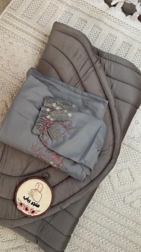 طقم صلاة + سجاد مع شرشف مرد ربطة