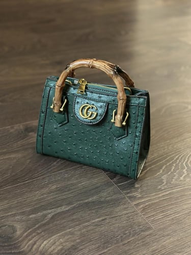 شنطة قوتشي فخمة جدا جدا