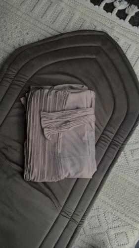 طقم صلاة + سجاد مع شرشف مرد ربطة