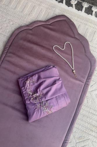 طقم صلاة ربطة + سجاد مع شرشف مرد