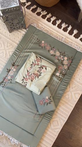 طقم صلاة اخضر ملكي فخم جدا مرد