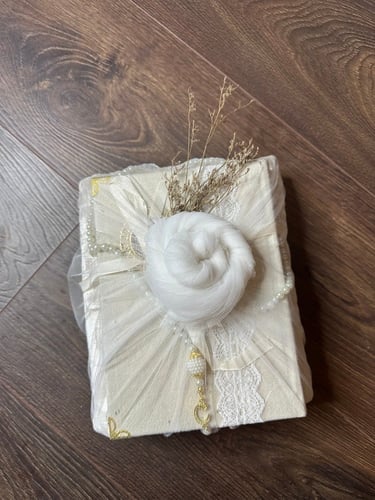 بكج رجالي(سجاد حرير+مصحف مفسر+مسباح لؤلؤ + تغليف م...