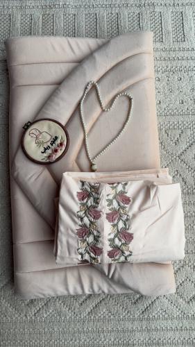 طقم صلاة سحاب + سجاد مع شرشف سحاب