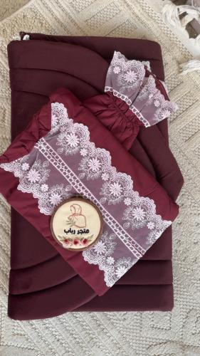 طقم صلاة + سجاد مع شرشف سحاب مقفل