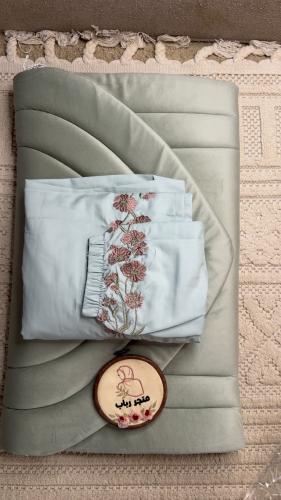 طقم صلاة + سجاد مع شرشف مرد ربطة