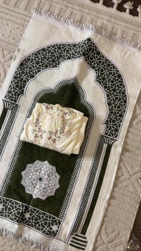 طقم تركي فخم جدا سحاب