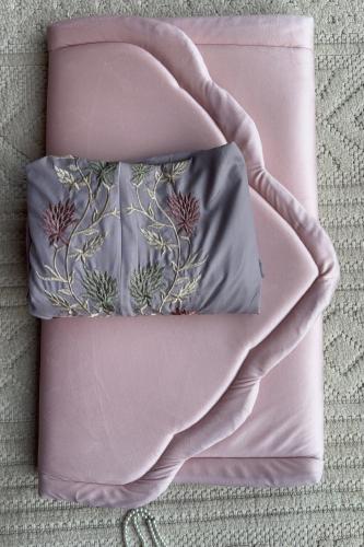 طقم صلاة سحاب + سجاد مع شرشف سحاب