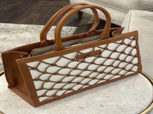 شنطة اصلية فخمة مخفضة