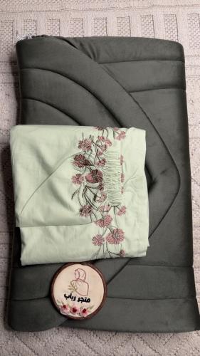 طقم صلاة + سجاد مع شرشف مرد ربطة