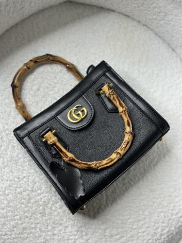 شنطة قوتشي فخمة جدا جدا