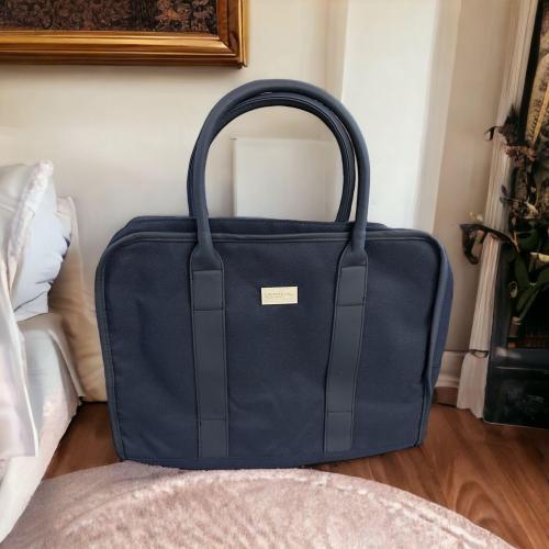 شنطة لاكوست لاب توب كحلي اصلية