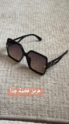 نظارة فخمة نسائية