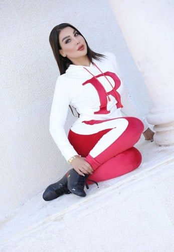 بجامة مخمل