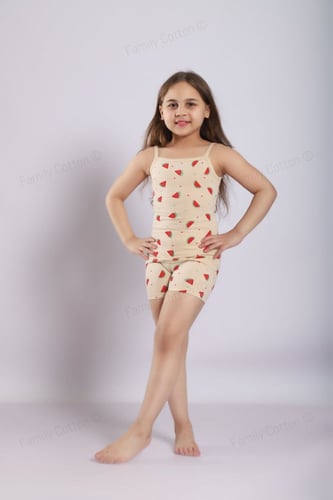 طقم بناتي مطبع تصميم متنوعة