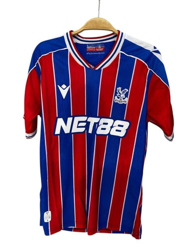 تيشيرت كريستال بالاس الطقم الأول فئة اللاعبين 2025...