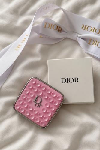 مثبت جوال Dior’