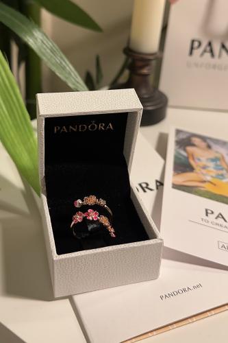 خاتم الـورد