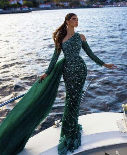 فستان سهره خرز بأكمام