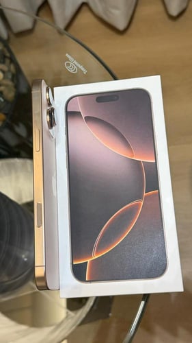مستعمل ابل ايفون 16 برو ماكس 512GB تيتانيوم صحراوي...