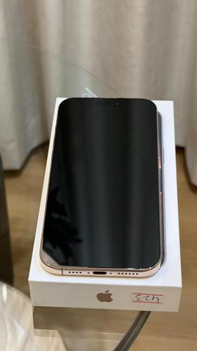 مستعمل ابل ايفون 16 برو ماكس 512GB تيتانيوم صحراوي...