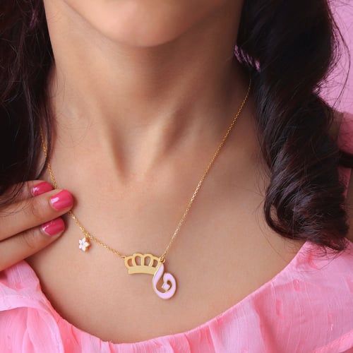 سلسال تاج الأميرات بحرف مينا