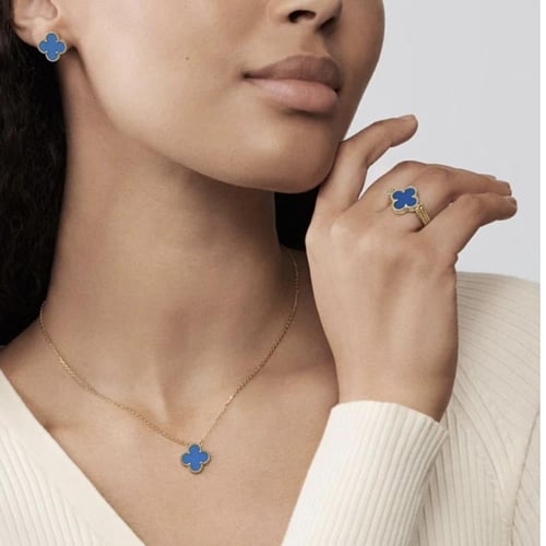 خاتم فان كليف الورده بالحجر الملون